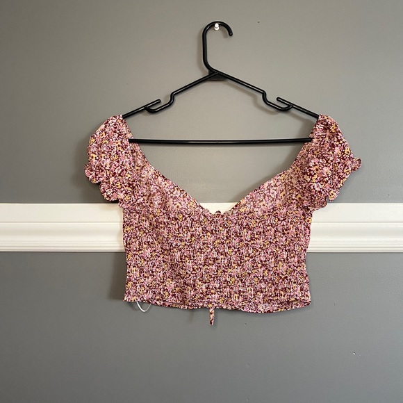 SHEIN Off the Shoulder Floral Crop Top - Picture 4 of 4